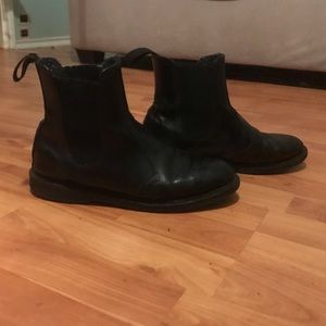 Dr martens BLACK flora Chelsea boot smooth leather
